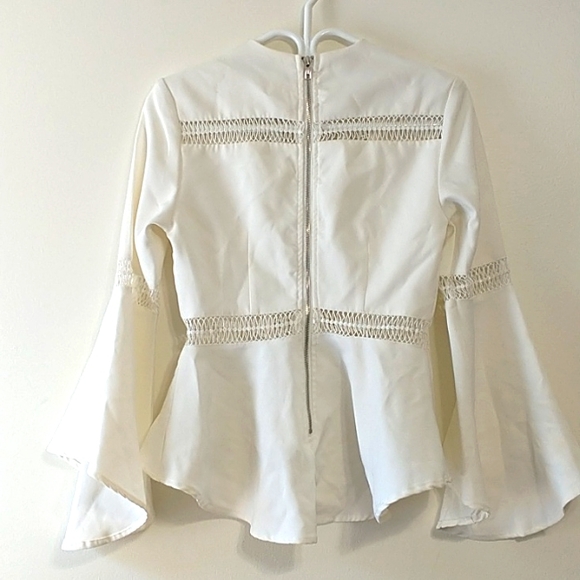 White closet top - Picture 4 of 5